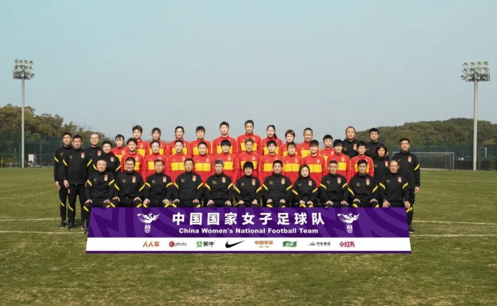 作为;坏猴子72变电影计划的又一力作，亦是宁浩徐峥五度联手、十二年后再度进驻暑期档的重磅作品，《我不是药神》努力突破国产影片类型，生动再现因;药而展开的小人物成长的故事，影片将于7月6日全国公映，;疗解一夏